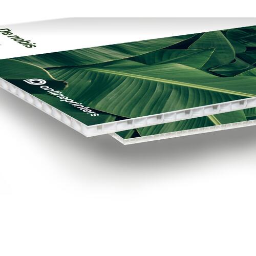 Witte kanaalplaat, lichtgewicht en stevig.