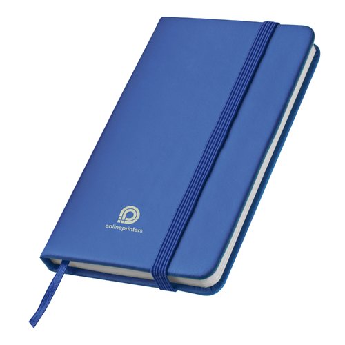 Blauw notitieboek met elastische band en lint bladwijzer.