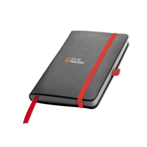 Rood notitieboek met elastische band en leeslint.