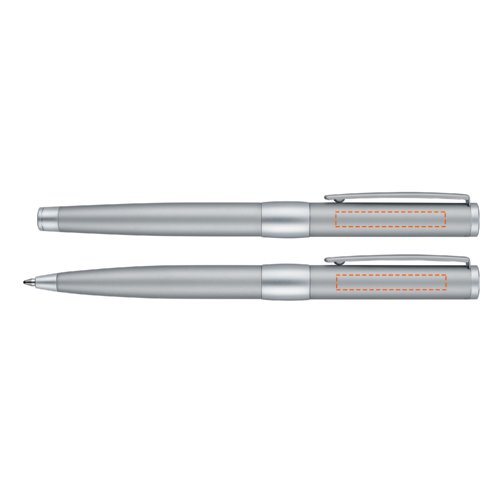 Chroomkleurige metalen pennenset met balpen, rollerball en lederen etui.