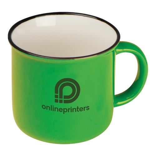 Groene keramische mok in retrostijl met handvat.
