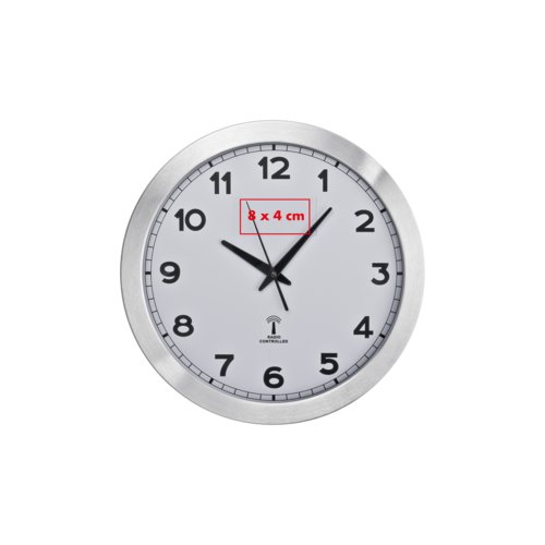 Metalen wandklok met radiogestuurd uurwerk.