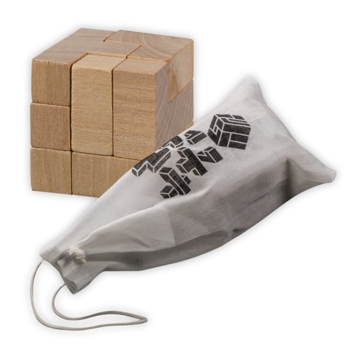 Houten kubuspuzzel met katoenen zak.