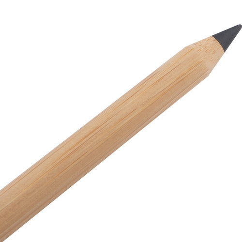 Beige bamboe schrijfwaren om mee te schrijven en tekenen.