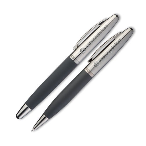 Metalen schrijfset met balpen en etui.