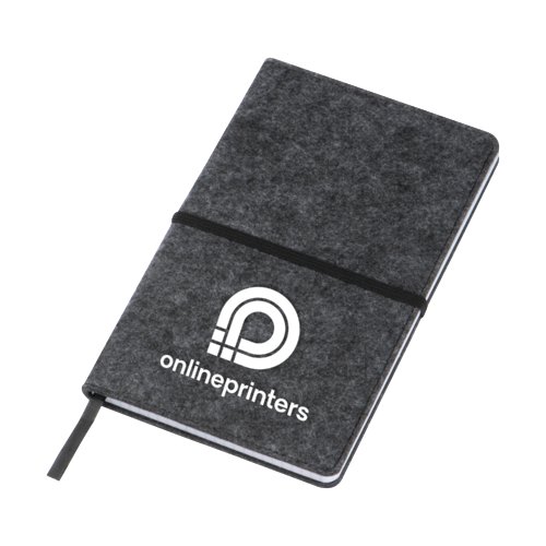 Grijs vilten notitieboek met elastiek en bladwijzer.