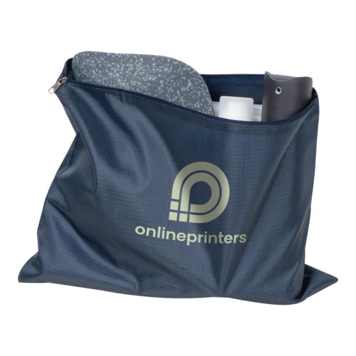 Donkerblauwe stoffen reisset met ritssluiting.
