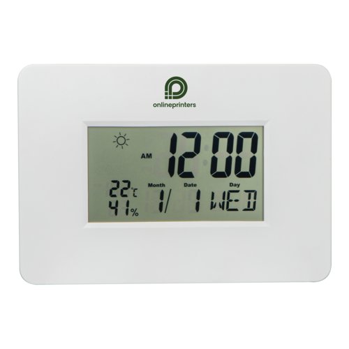Witte wandklok met digitaal display.