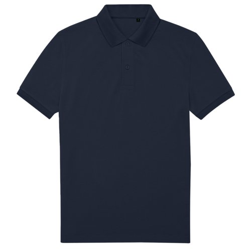 Marineblauwe polo van gerecycled polyester en katoen.