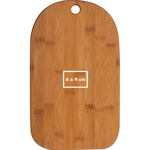 Licht bamboe plank met afgeronde hoeken en ophanggat.