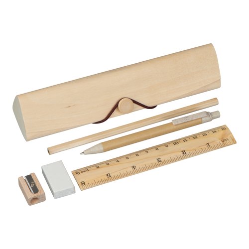 Beige houten schrijfset met pen, potlood, liniaal, puntenslijper en gum.