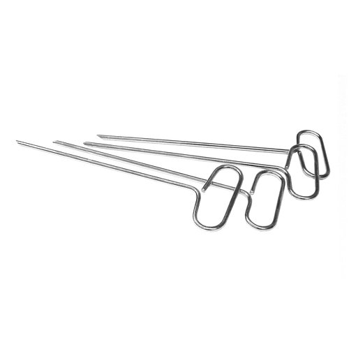 Zilverkleurige metalen strandbanner met pop-out functie.