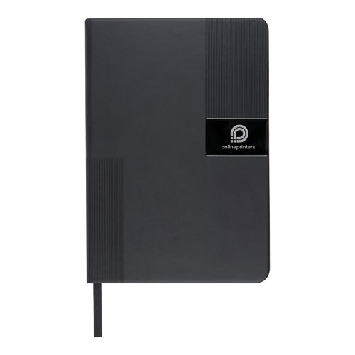 Zwart notitieboek van materiaal met penhouder en bladwijzer.