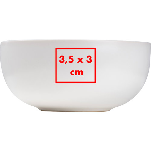 Witte keramische kom, vaatwasser- en magnetronbestendig.