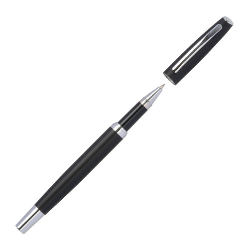 Zwarte aluminium schrijfgarnituur met balpen en etui.